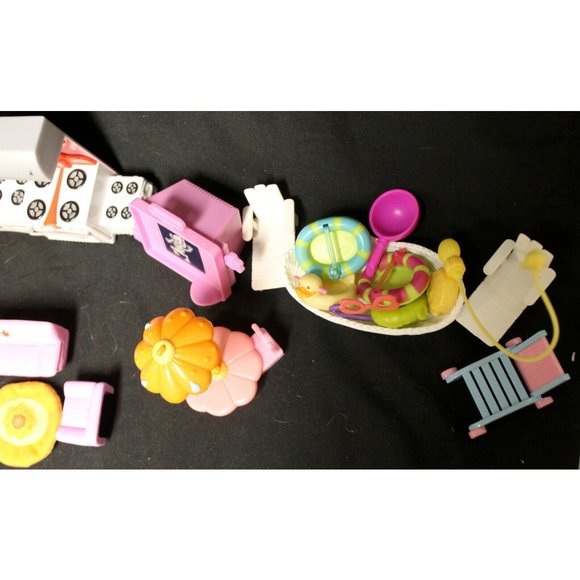 Lot of Mattel Doll Furniture Sofas Chairs X-Ray Oven Stove Outside Patio Furnitu - Picture 6 of 8